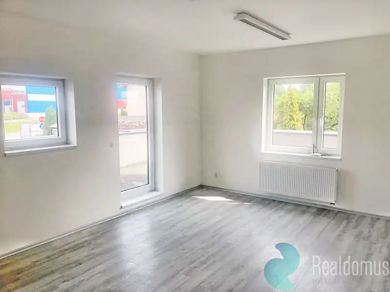 Pronájem kanceláře 89 m², Český Krumlov – náhled fotky 1