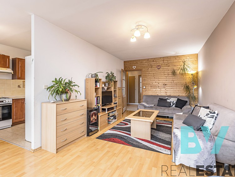 Квартира 3+1 в оренду, 68 м² (5 з 37)