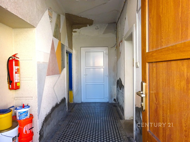 Комерційне приміщення в оренду, 82 м² (2 з 6)