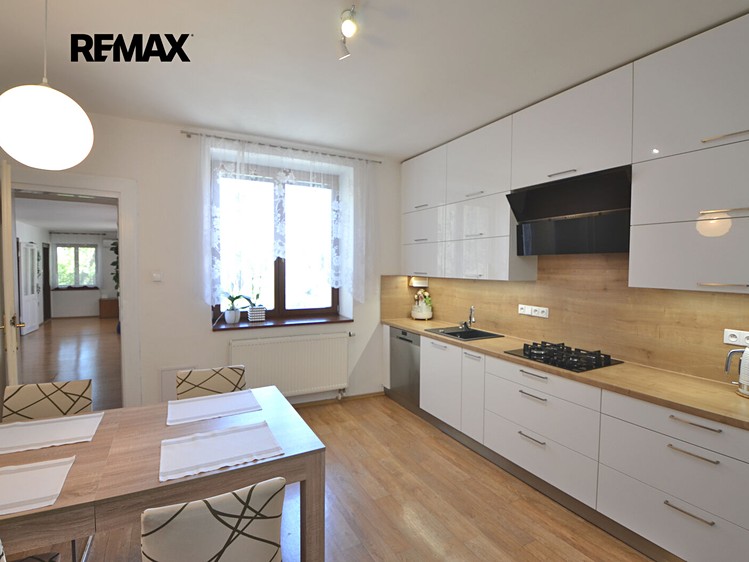 Будинок на продаж, 307 м² (7 з 81)