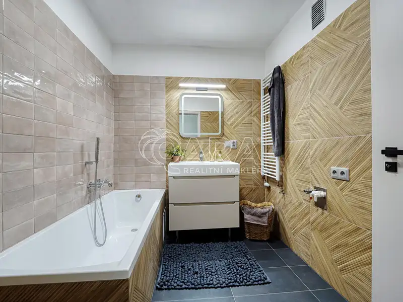 Prodej bytu 2+1 63 m², Strakonice – náhled fotky 3