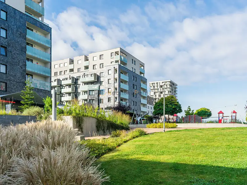 Pronájem bytu 2+kk 50 m², Praha – náhled fotky 3