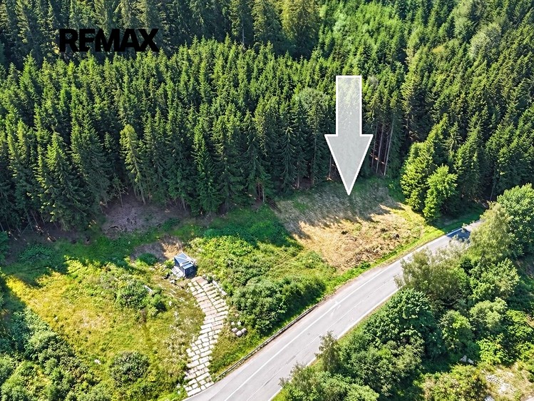 Prodej pozemku, 1 000 m² (1 z 11)