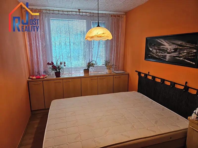Pronájem bytu 2+kk 45 m², Praha – náhled fotky 3