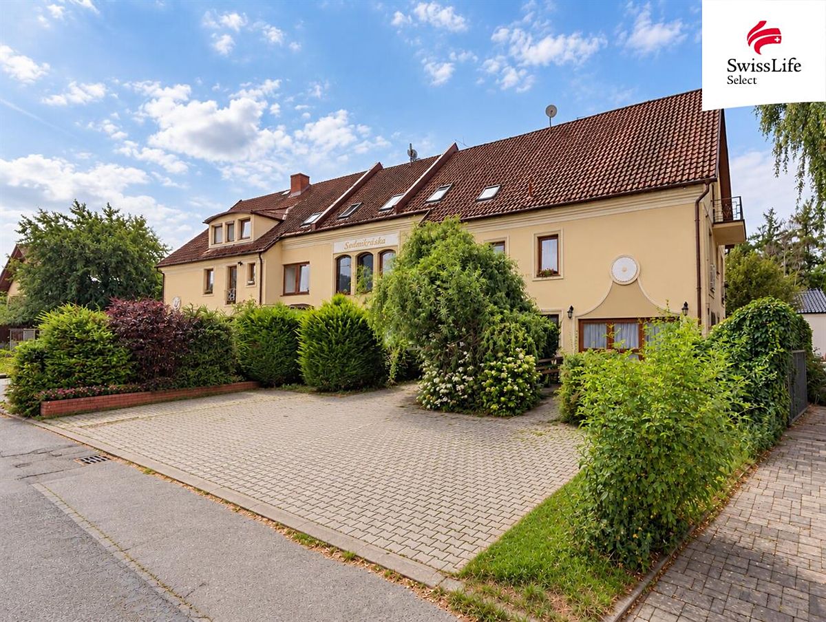 Prodej ubytovacího zařízení 308 m², Tehovec – fotka 1 z 3