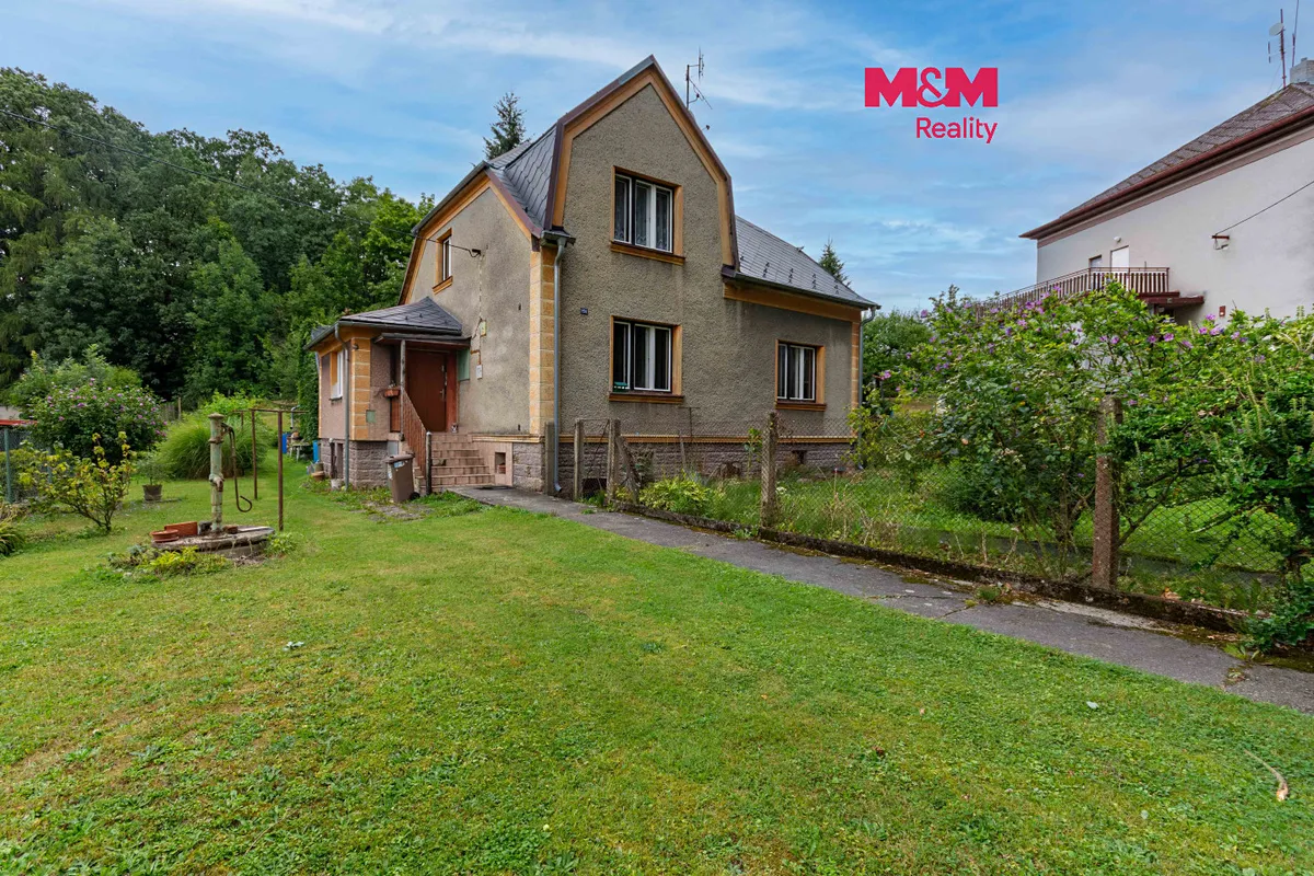 Prodej rodinného domu 120 m², pozemek 1086 m²