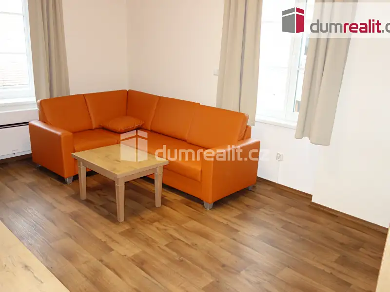 Pronájem bytu 1+kk 26 m², Valtice – náhled fotky 3