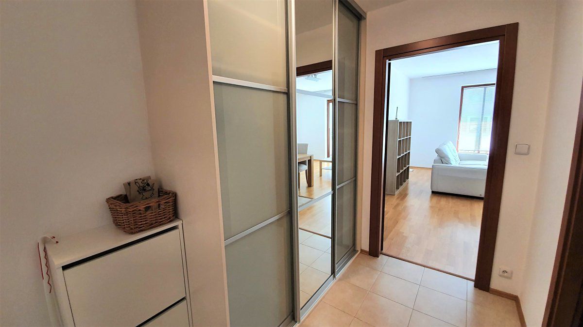 Pronájem bytu 2+kk 56 m² – fotografie 4