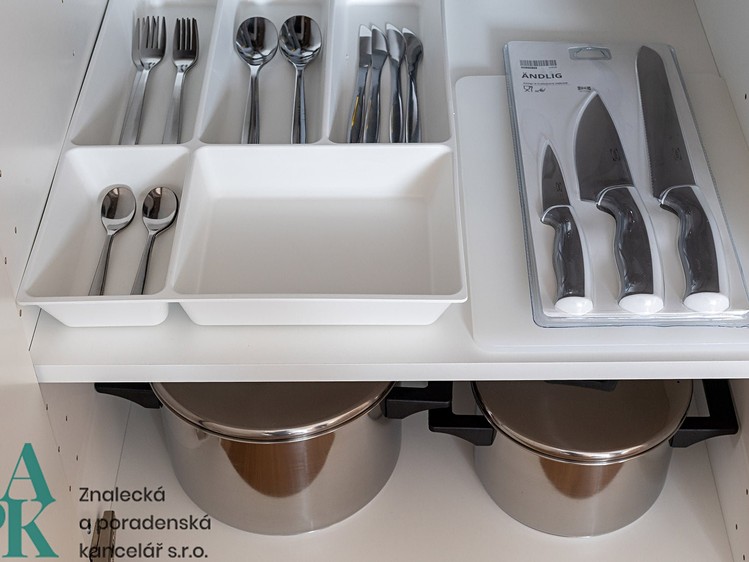 Pronájem bytu 1+kk, 22 m² (5 z 9)