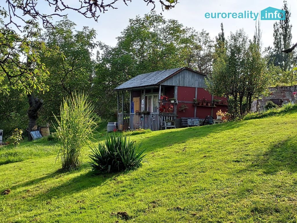 Prodej zahrady 2816 m², Česká Lípa – fotka 1 z 3