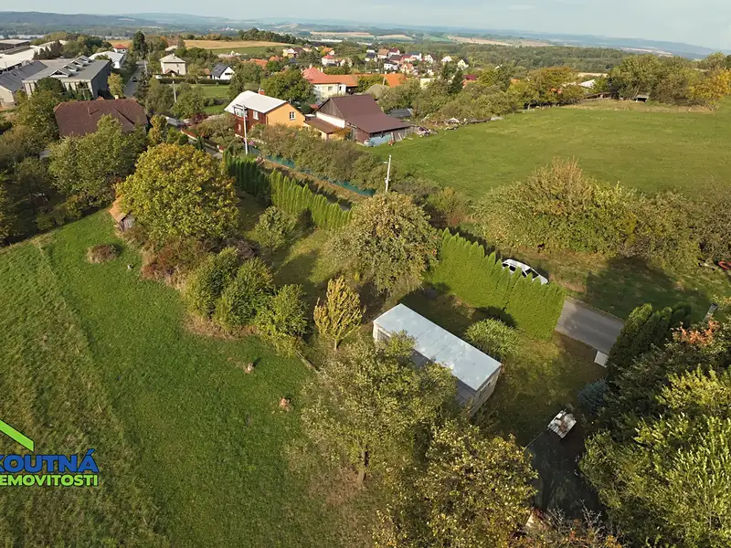 Prodej zahrady 942 m², Lešná – náhled fotky 1