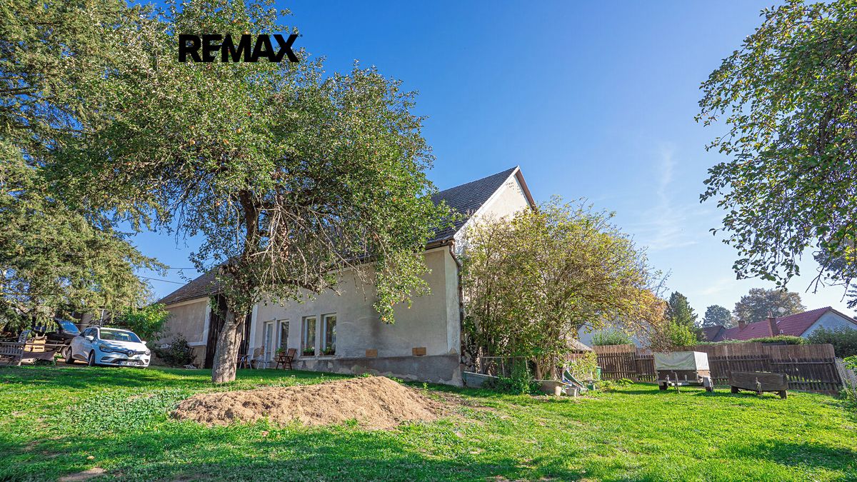 Prodej chalupy 290 m², pozemek 1000 m², Slověnice – fotka 1 z 3