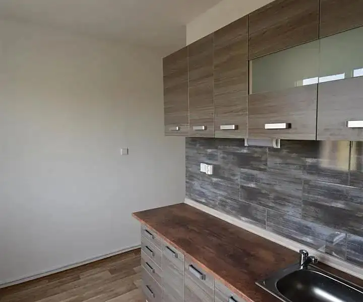 Pronájem bytu 2+1 55 m², Most – náhled fotky 3