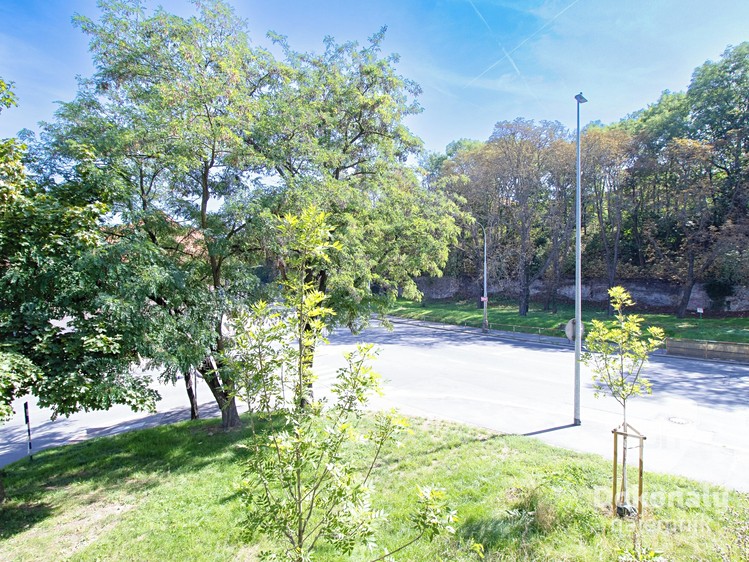 Квартира 2+kk в оренду, 48 м² (14 з 21)