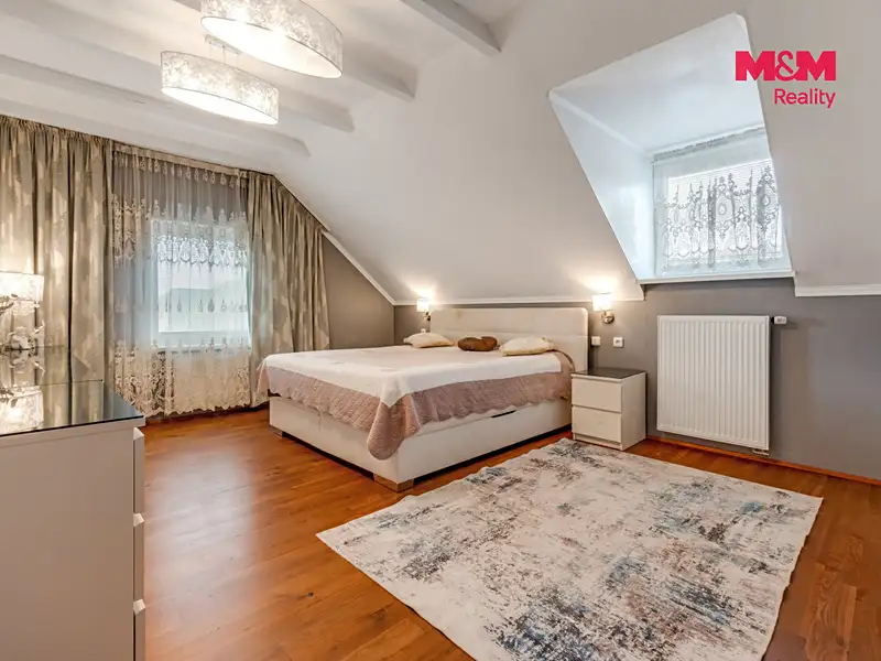 Prodej rodinného domu 283 m², pozemek 719 m², Předboj – náhled fotky 2