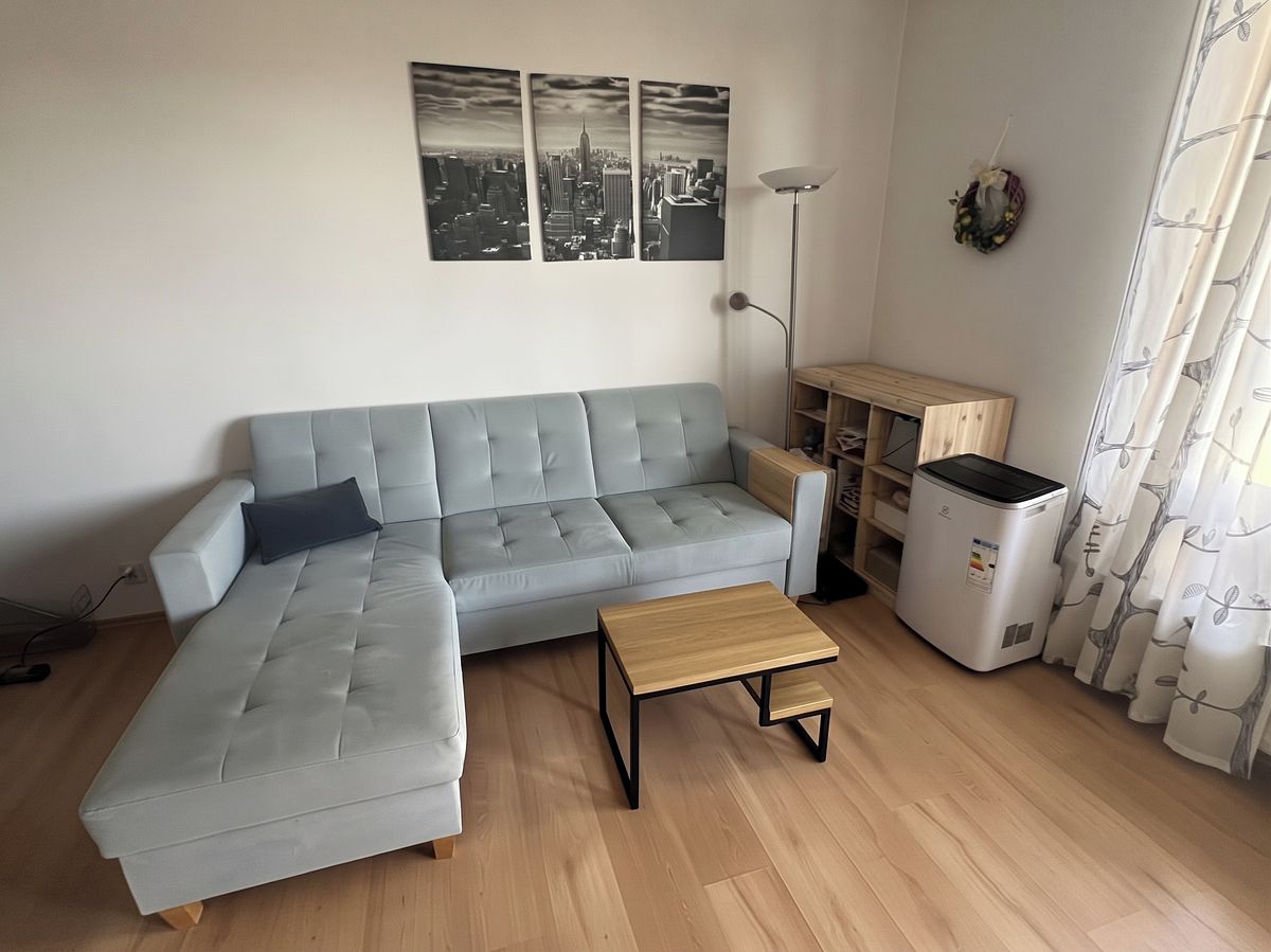 Pronájem bytu 2+kk 59 m² – fotografie 2