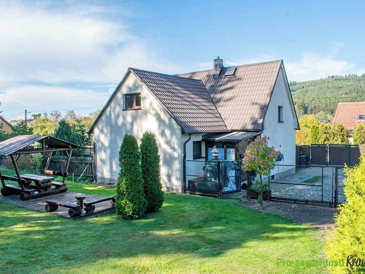 Haus zum Kauf, 100 m² (1 von 36)