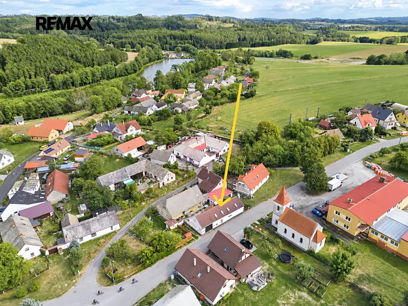 Prodej rodinného domu 168 m², pozemek 440 m², Zahrádky – náhled fotky 2