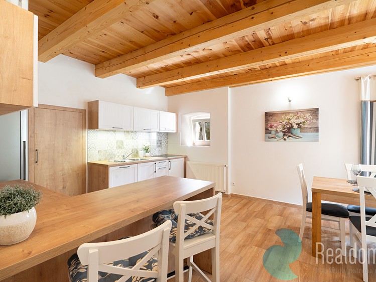 Prodej komerčního prostoru, 302 m² (10 z 22)