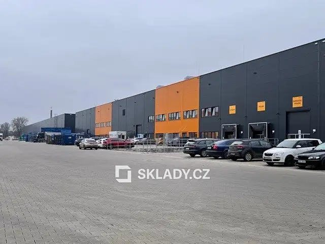 Pronájem skladového prostoru 3900 m², Zápy – náhled fotky 3