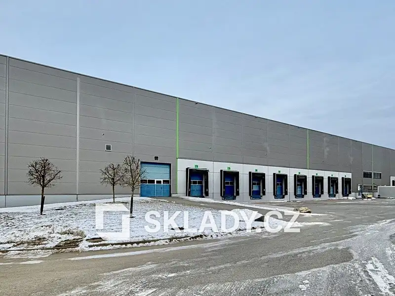 Pronájem skladového prostoru 1000 m², Jihlava – náhled fotky 1