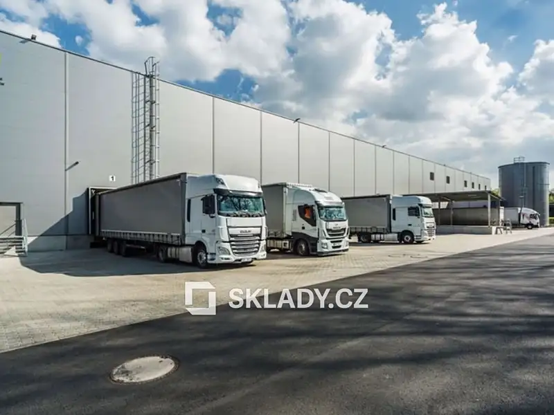Pronájem skladového prostoru 2500 m², Ústí nad Labem – náhled fotky 3