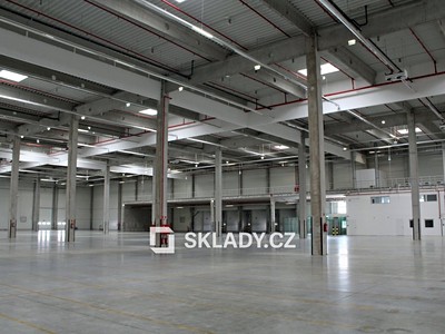 Комерційне приміщення в оренду, 8 800 м² (3 з 4)