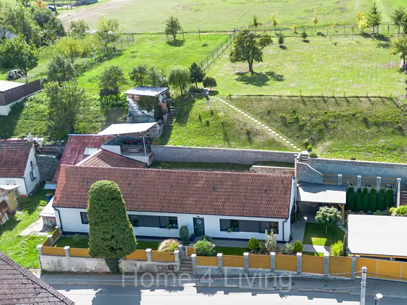 Prodej rodinného domu 145 m², pozemek 1952 m², Senorady – náhled fotky 3
