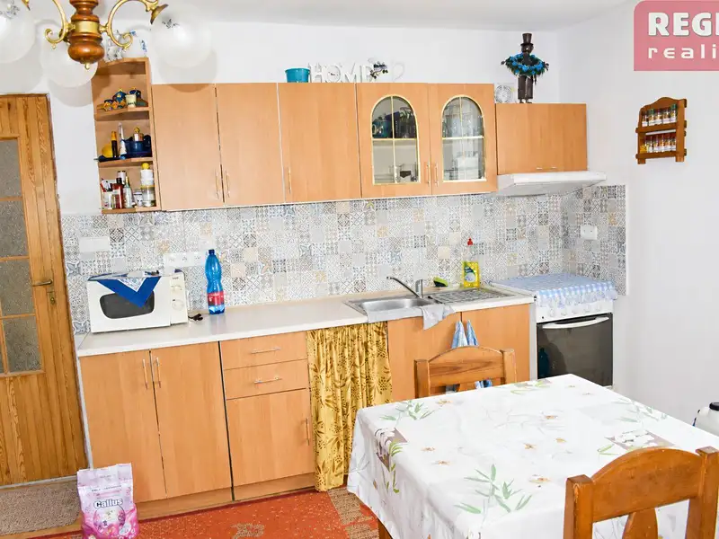 Prodej rodinného domu 230 m², pozemek 2085 m², Bystřice – náhled fotky 2