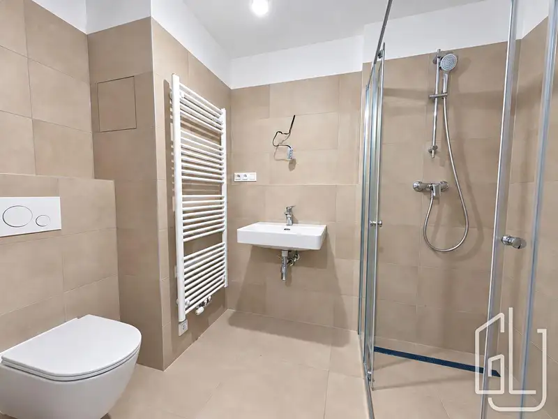 Pronájem bytu 1+kk 36 m², Praha – náhled fotky 3