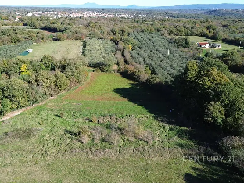 Prodej pozemku 898 m², Marčana – náhled fotky 1