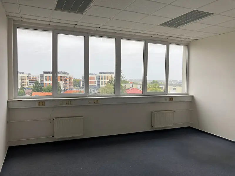 Pronájem kanceláře 36 m², Praha – náhled fotky 3