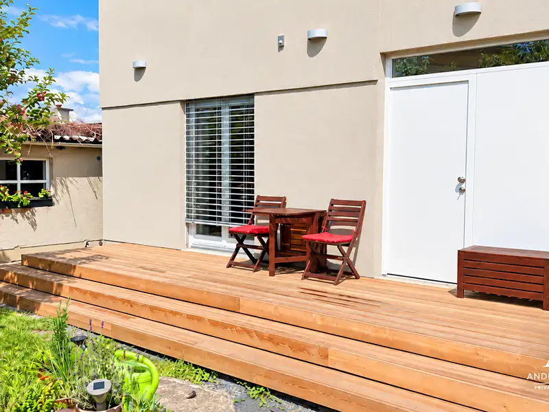 Pronájem rodinného domu 114 m², pozemek 638 m², Praha – náhled fotky 2