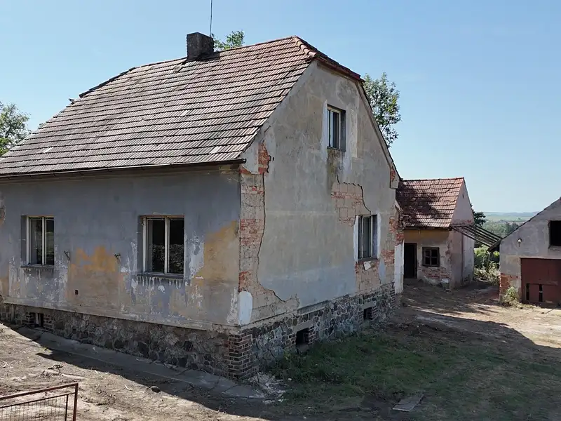 Prodej rodinného domu 150 m², pozemek 886 m², Břasy – náhled fotky 3