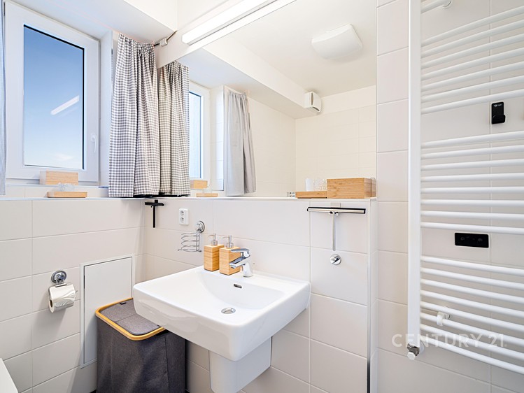 Prodej bytu 2+kk, 81 m² (10 z 20)