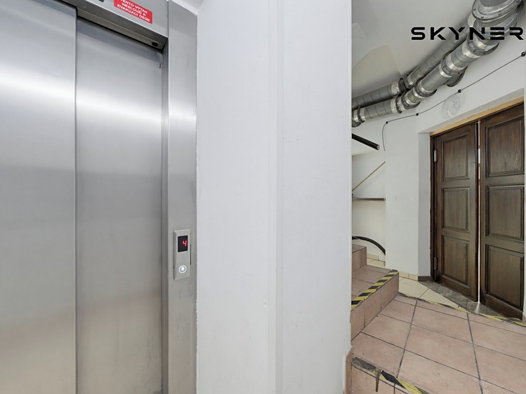 Pronájem komerčního prostoru, 122 m² (15 z 16)