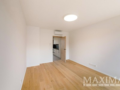 Pronájem bytu 2+kk, 45 m² (2 z 24)