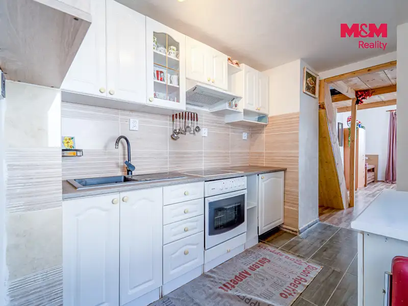 Prodej rodinného domu 132 m², pozemek 386 m², Lety – náhled fotky 2