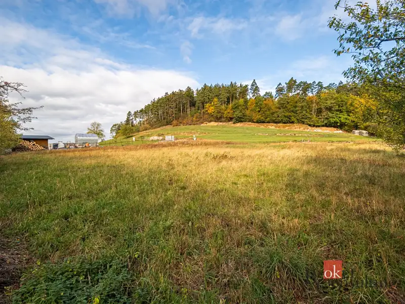 Prodej stavebního pozemku 836 m², Hroubovice – náhled fotky 3