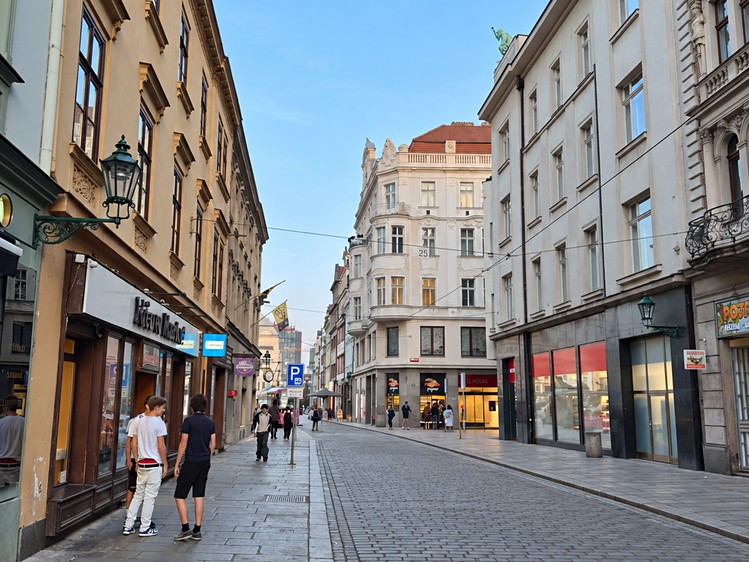 Комерційне приміщення в оренду, 26 м² (3 з 10)