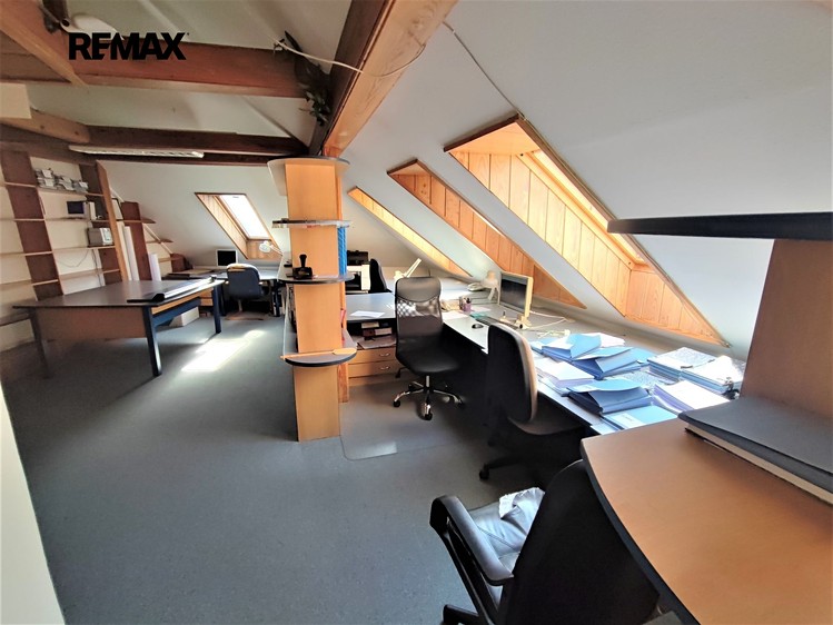 Prodej domu, 220 m² (11 z 18)