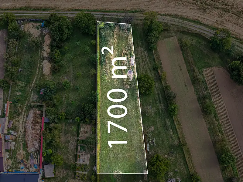 Prodej stavebního pozemku 1700 m², Litovel – náhled fotky 1