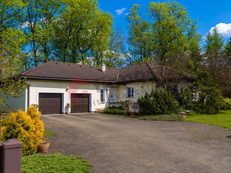 Prodej rodinného domu 144 m², pozemek 6216 m², Kunín – náhled fotky 1
