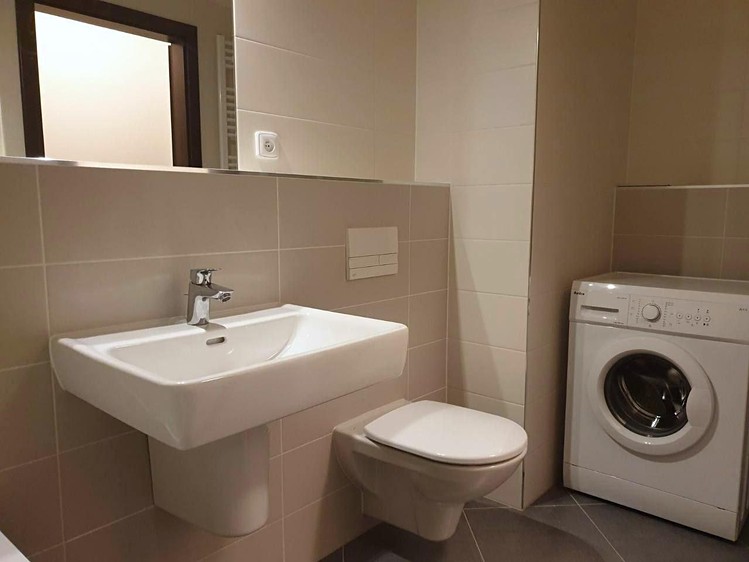 Квартира 1+kk в оренду, 26 м² (6 з 10)