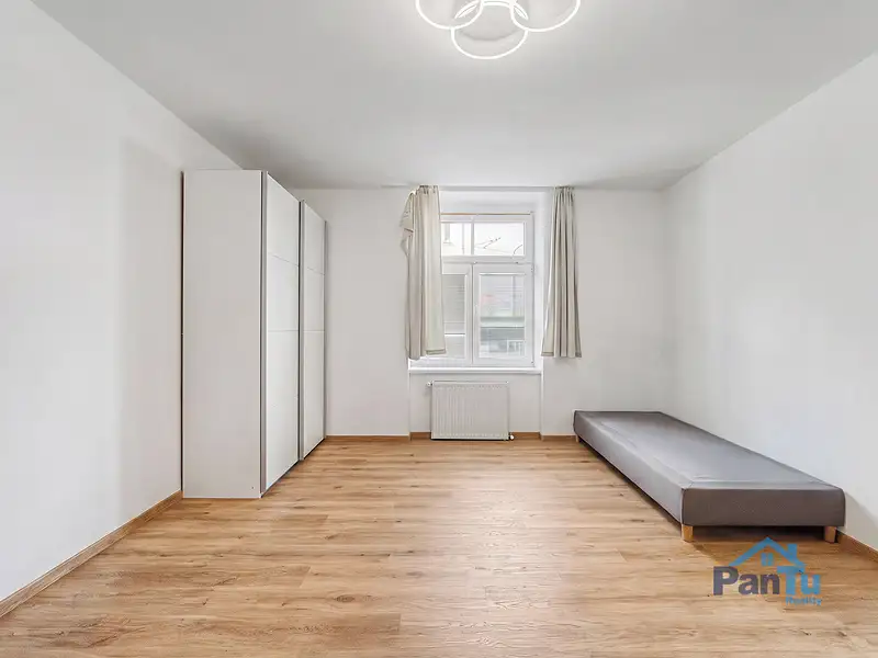 Prodej bytu 2+kk 56 m², Praha – náhled fotky 2