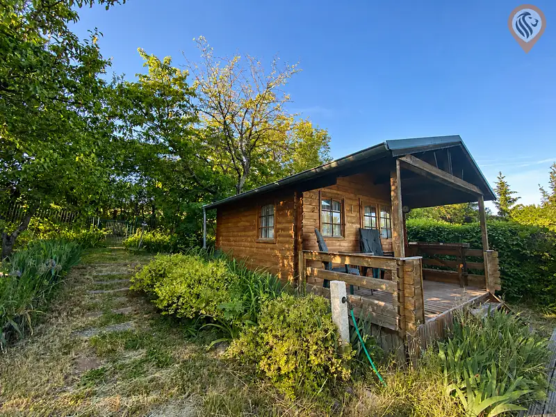 Pronájem zahrady 358 m², Praha – náhled fotky 2