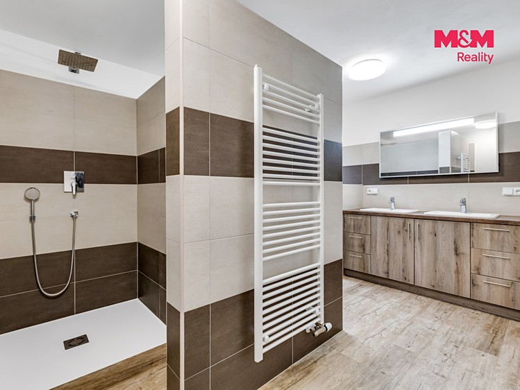 Prodej domu, 129 m² (27 z 30)