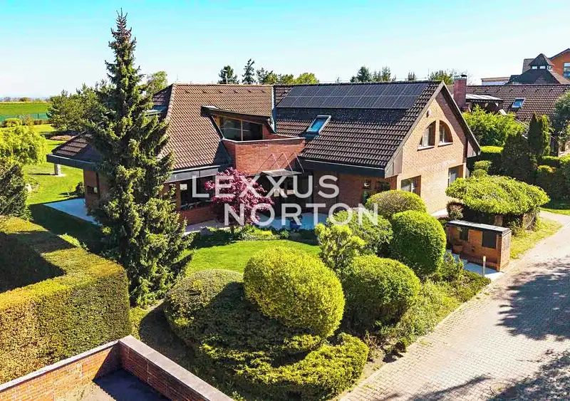 Prodej rodinného domu 343 m², pozemek 2363 m², Horoměřice – náhled fotky 1