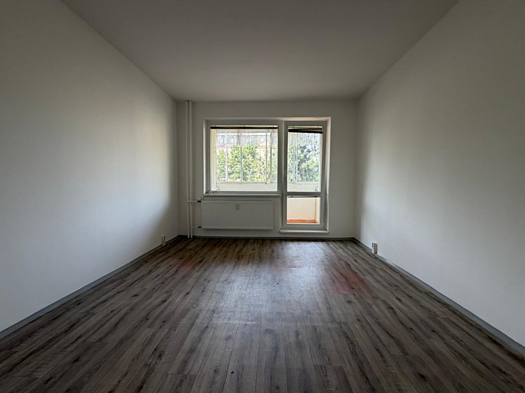 Квартира 3+1 в оренду, 76 м² (2 з 12)