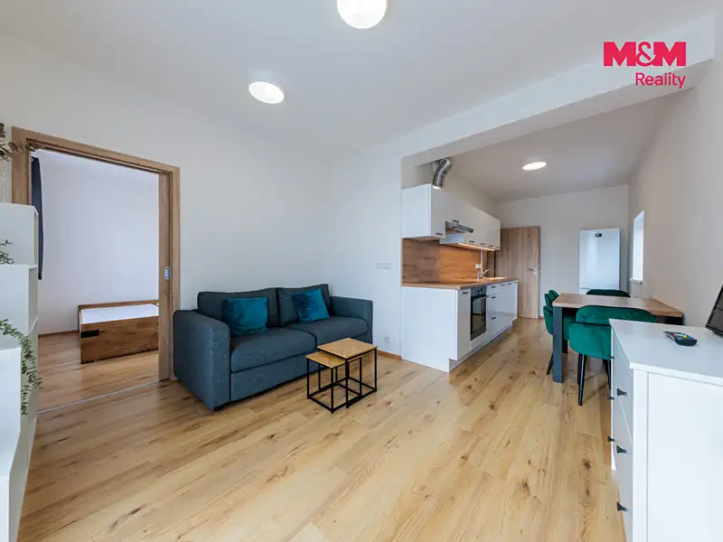 Prodej bytu 2+kk 39 m², Nová Role – náhled fotky 2